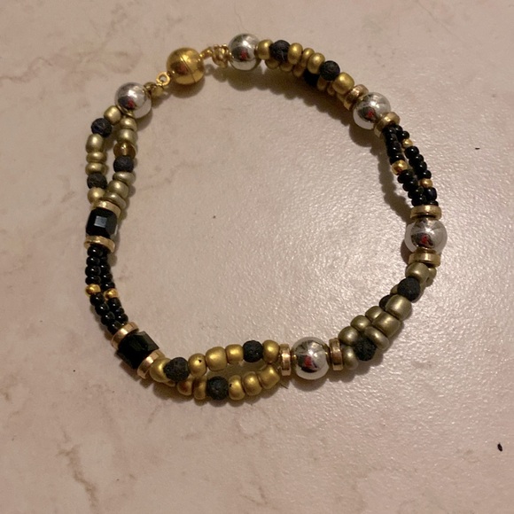 Versatile Unique Handmade Beaded Bracelet New & Upcycled Beads w Metallic Clasp - Picture 4 of 5